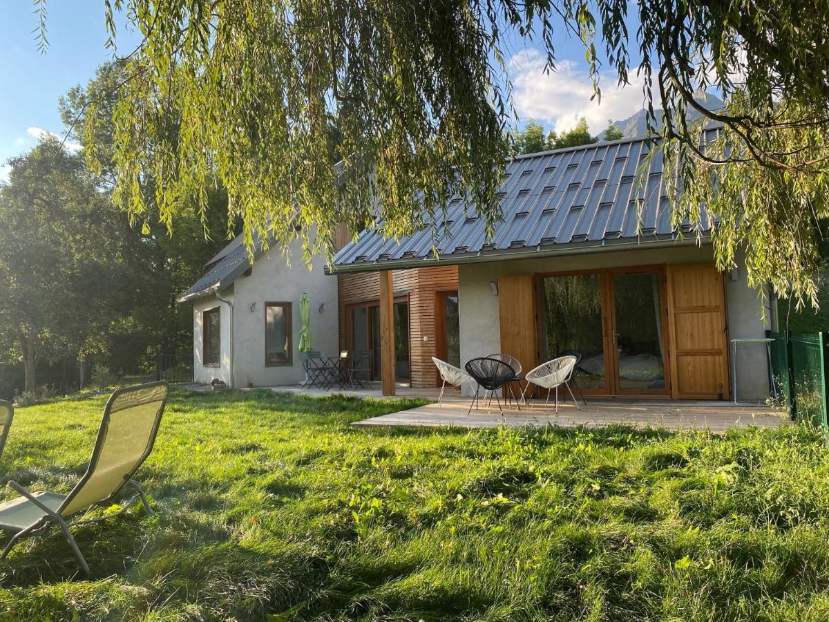 Maison Refaite A Neuf En Pleine Nature Puy-Saint-Eusebe Exteriör bild